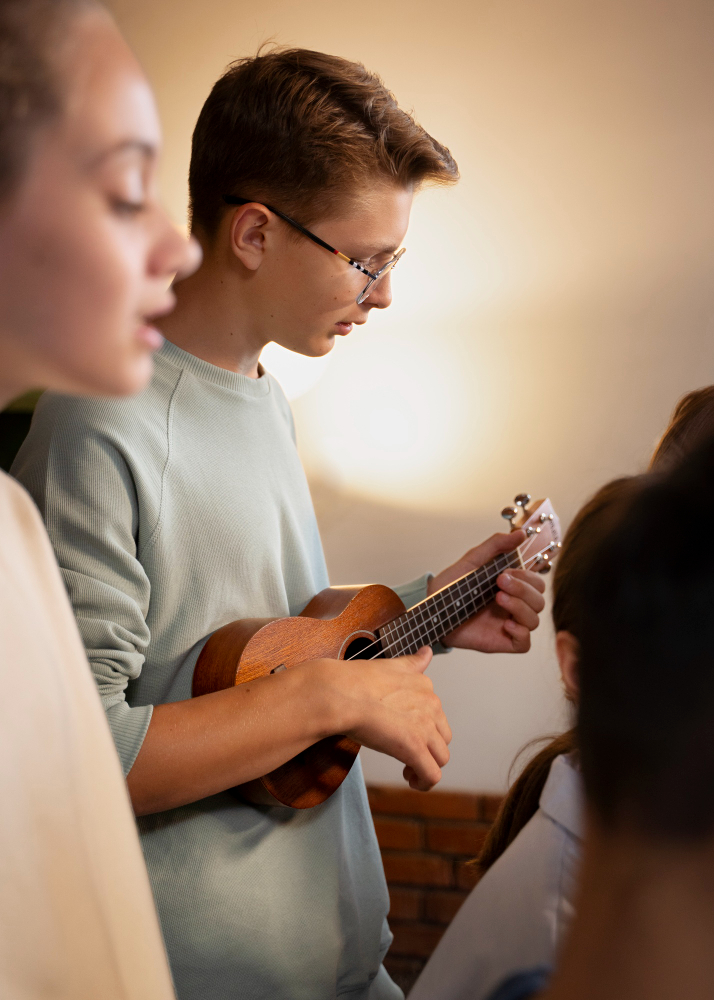 مرکز آموزشی نماد شعبه‌ی انقلاب