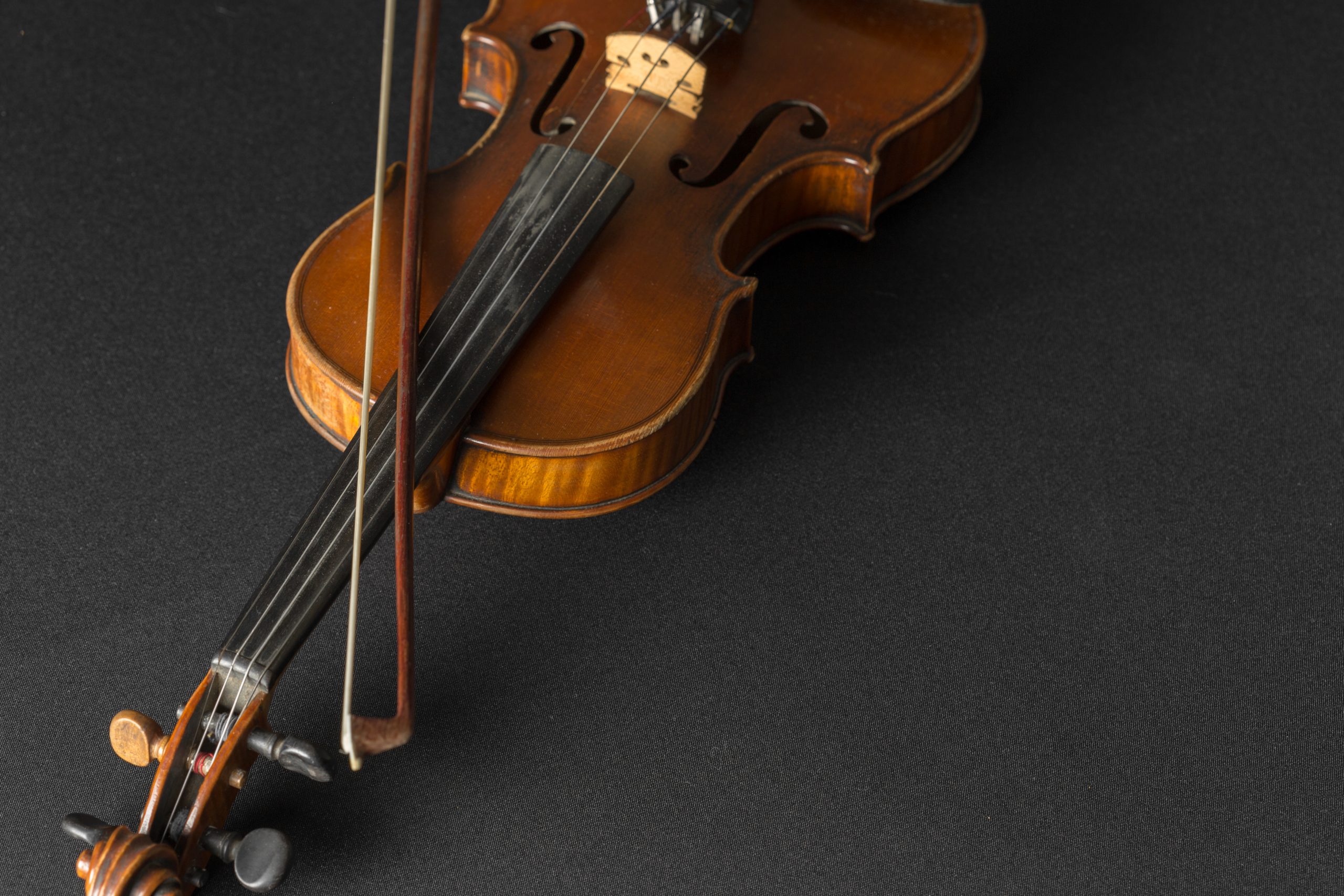 violin